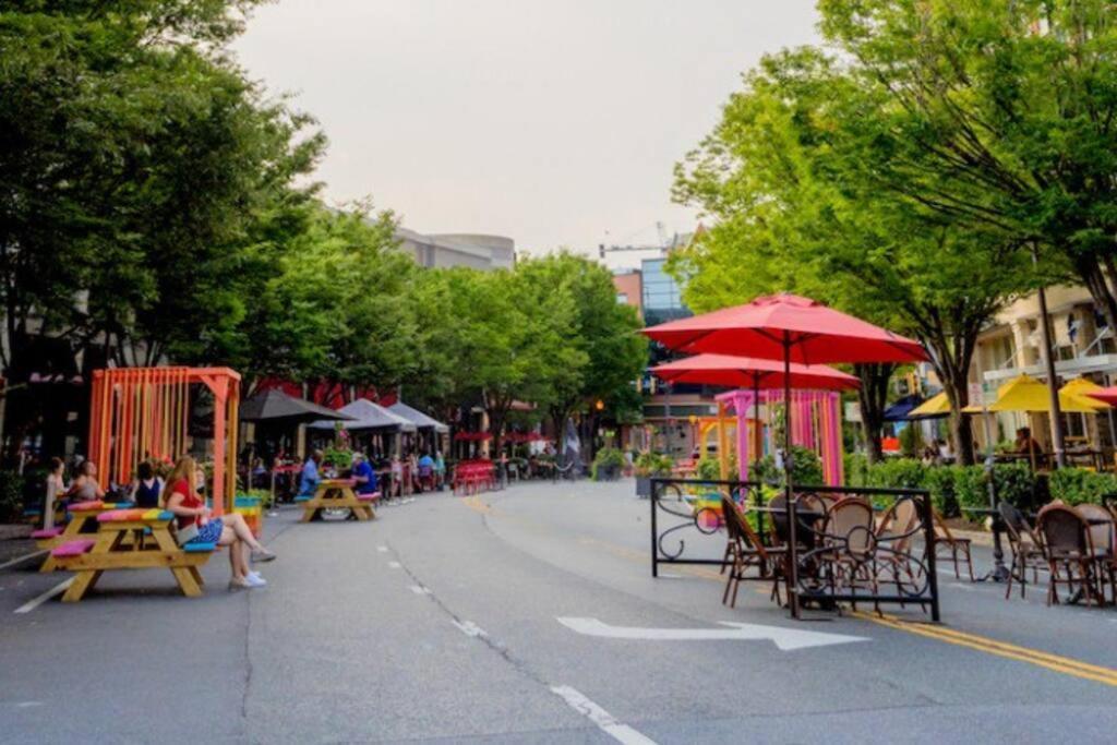 Dc'S Best Location 4 Bed With Parking Walk To Metro And Nightlife Bethesda Row Chevy Chase Eksteriør billede