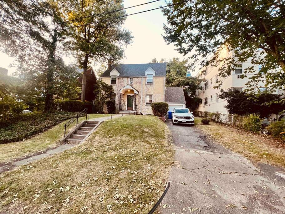 Dc'S Best Location 4 Bed With Parking Walk To Metro And Nightlife Bethesda Row Chevy Chase Eksteriør billede